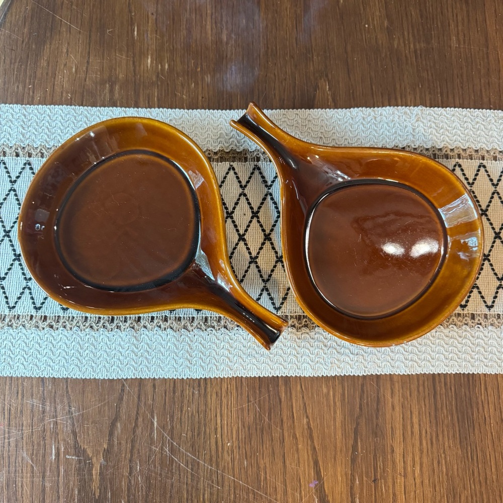 2 bel-terr Vintage Brown Ceramic skillets